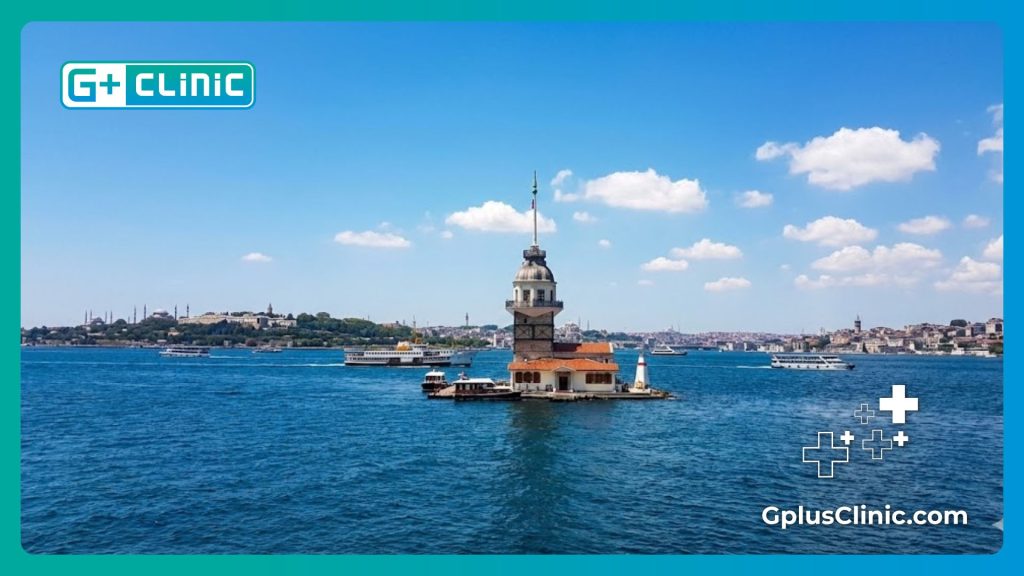 Вид на Девичью башню в Стамбуле, популярное место медицинского туризма.