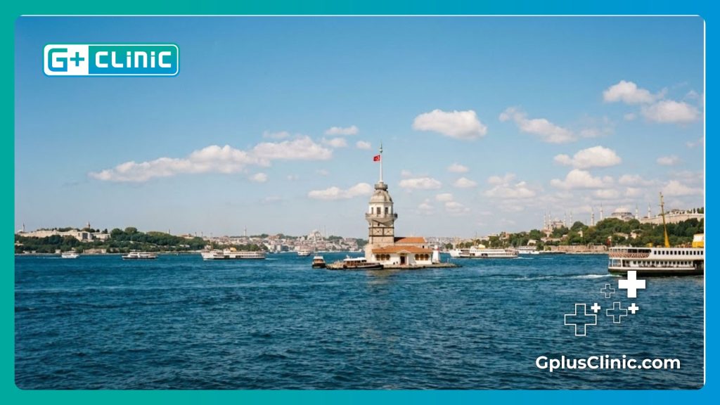 La Torre de la Doncella en el Bósforo, destino para pacientes de cirugía ocular.